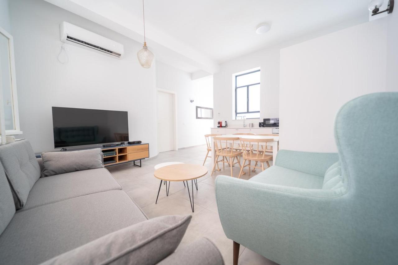 Yalarent Boutique Apartments In Jaffa'S Flea Market Tel Aviv Bagian luar foto