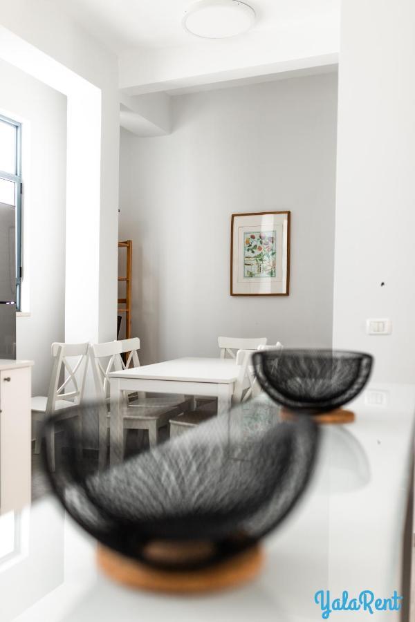 Yalarent Boutique Apartments In Jaffa'S Flea Market Tel Aviv Bagian luar foto